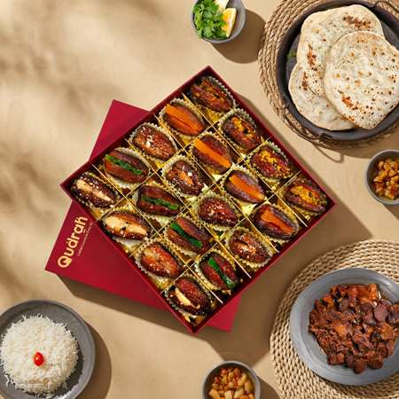 Assorted Stuffed Dates 20 pcs box